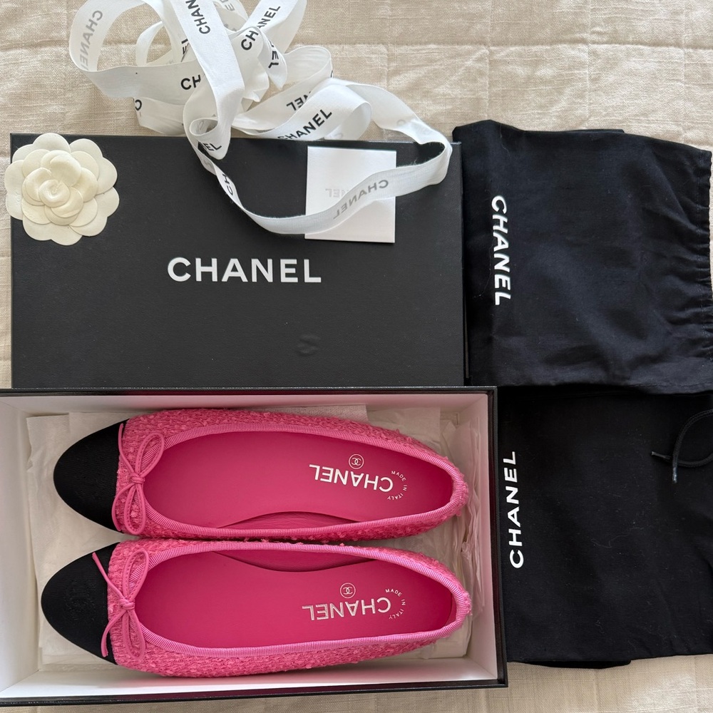 CHANEL Tweed Ballet Flats